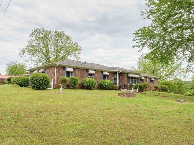 House for sale in Cherokee