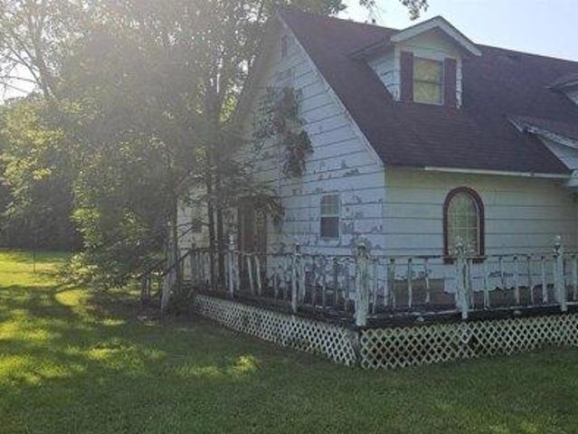 House for sale in Cherokee