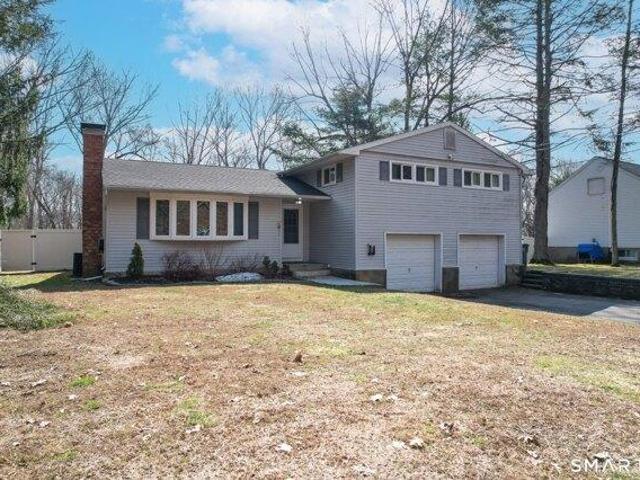 House for sale in Cheshire, Connecticut