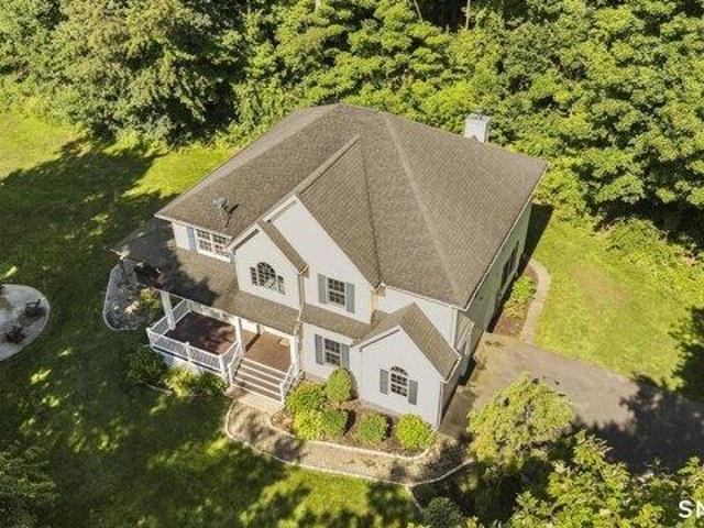 House for sale in Cheshire, Connecticut