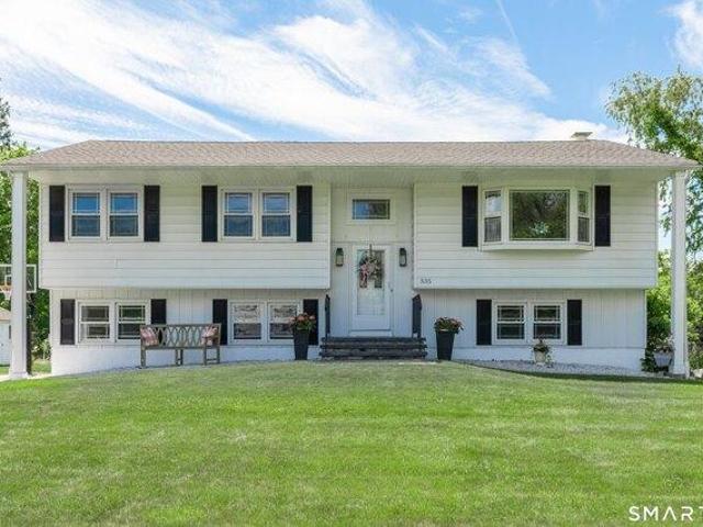 House for sale in Cheshire, Connecticut