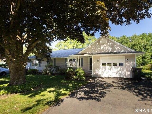 House for sale in Cheshire, Connecticut