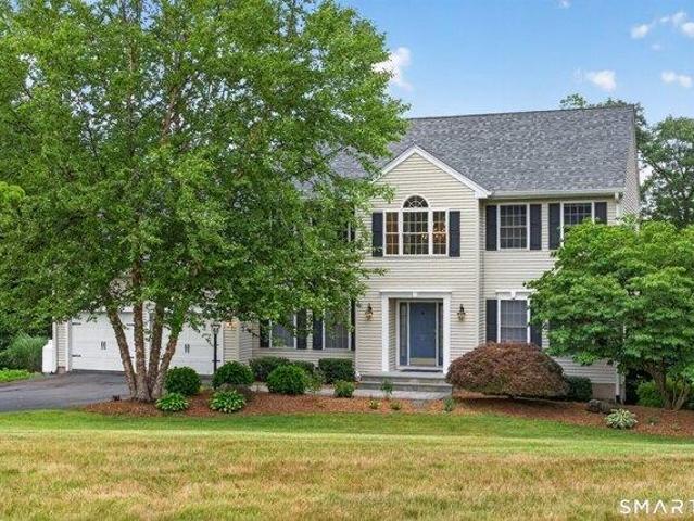 House for sale in Cheshire, Connecticut