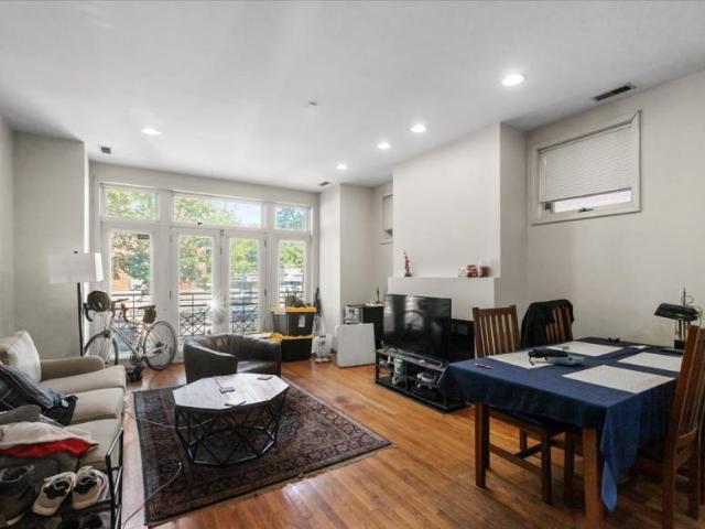 Apartment for rent in Chicago Park, Illinois