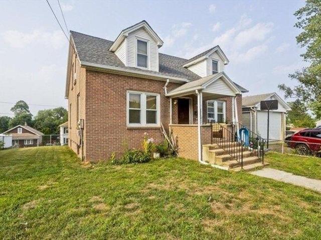 House for sale in Hampden, Massachusetts