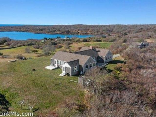 House for sale in Chilmark, Dukes County