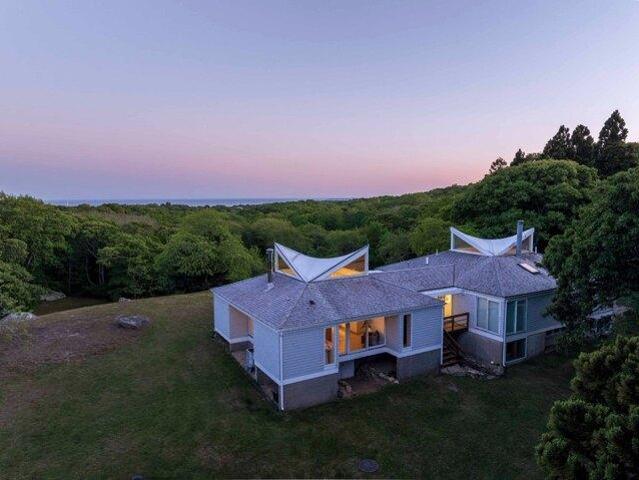 House for sale in Chilmark, Dukes County