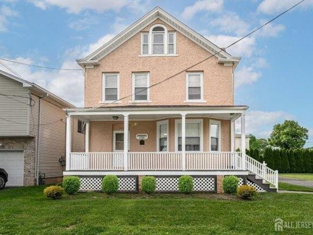 House for sale in Clark, New Jersey
