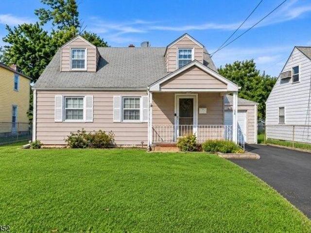 House for sale in Clark, New Jersey