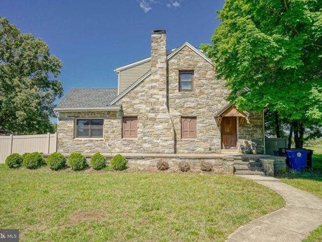 House for sale in Clayton, New Jersey