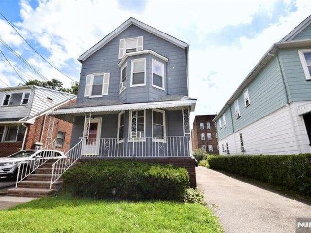 House for sale in Passaic, New Jersey