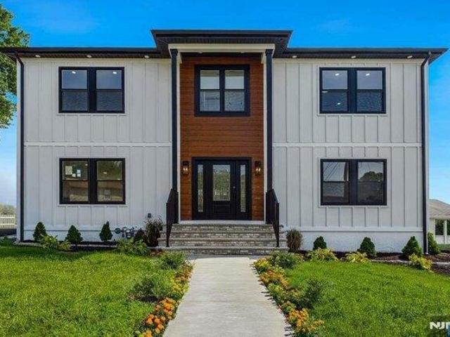 House for sale in Passaic, New Jersey