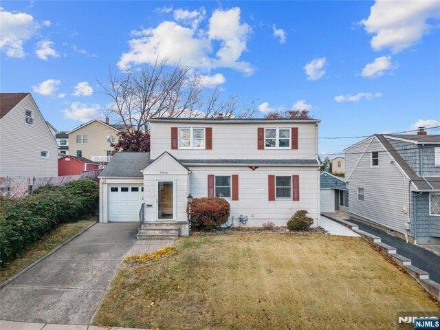 House for sale in Passaic, New Jersey
