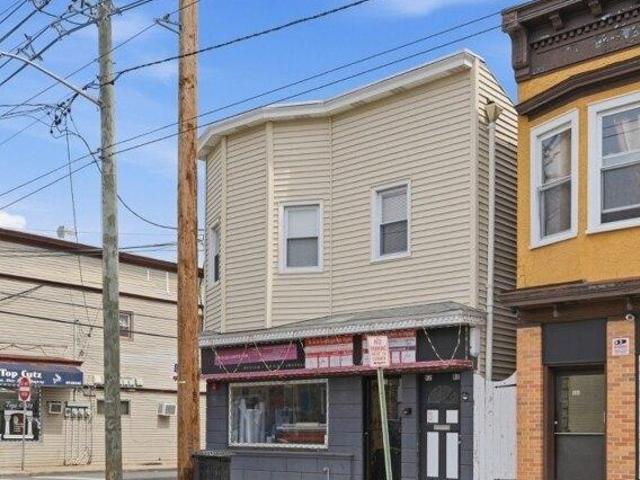 House for sale in Passaic, New Jersey