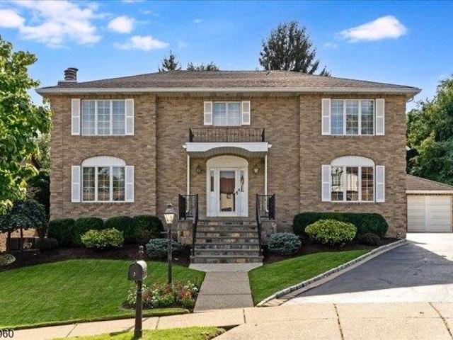 House for sale in Richfield, Clifton