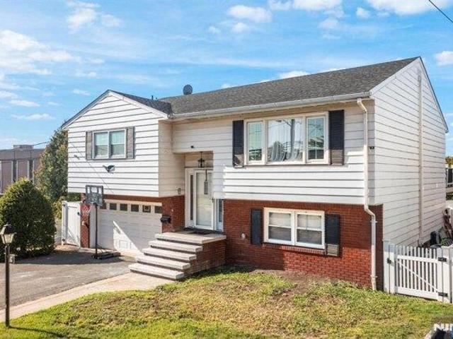 House for sale in Passaic, New Jersey