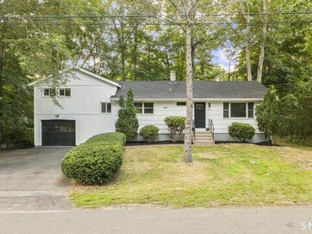 House for sale in Clinton, Connecticut