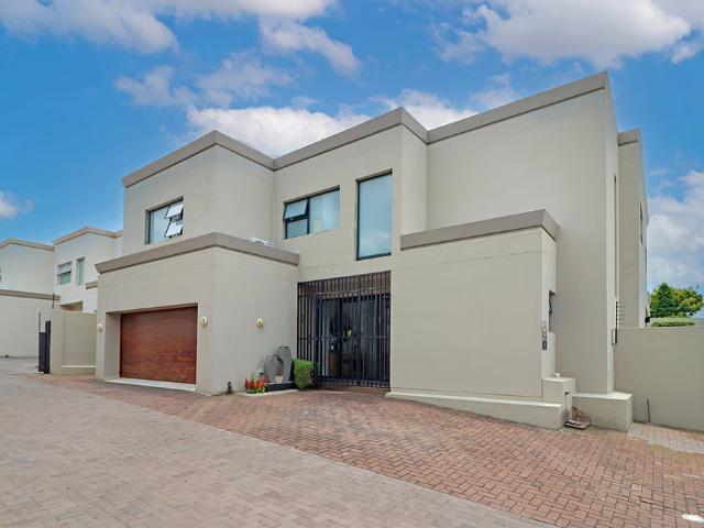 Property for sale in Vosloorus, Gauteng