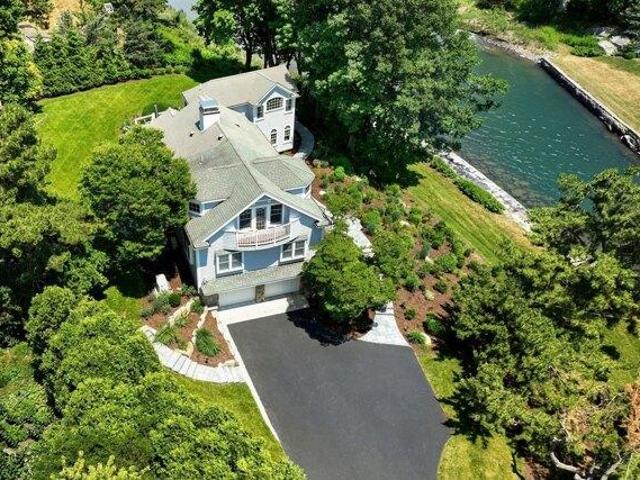 House for sale in Cohasset, Massachusetts