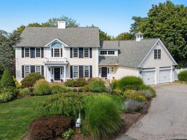 House for sale in North Cohasset, Cohasset