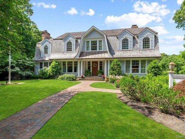 House for sale in Huntington, New York