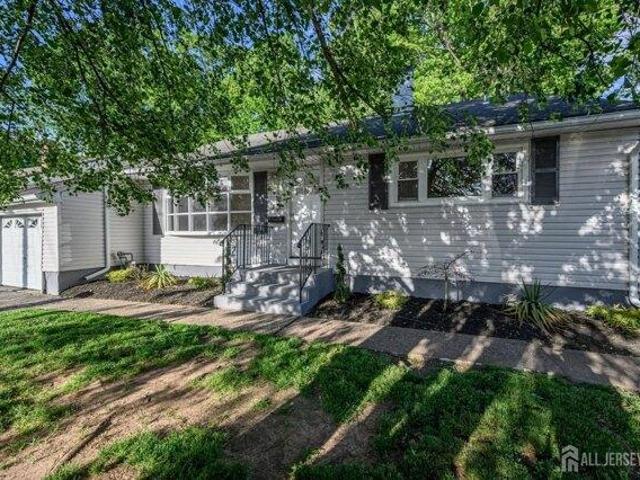 House for sale in Avenel, New Jersey