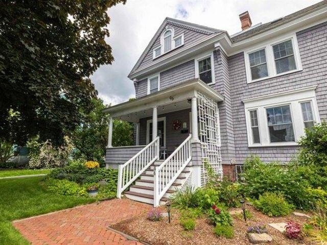 Condo for sale in New Hampshire