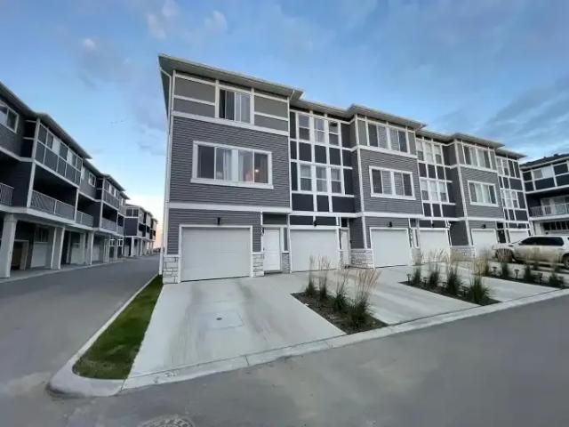Condo for rent in Chestermere, Alberta