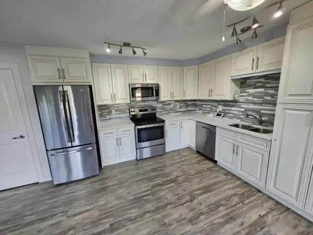 Condo for rent in Wedgewood, Alberta
