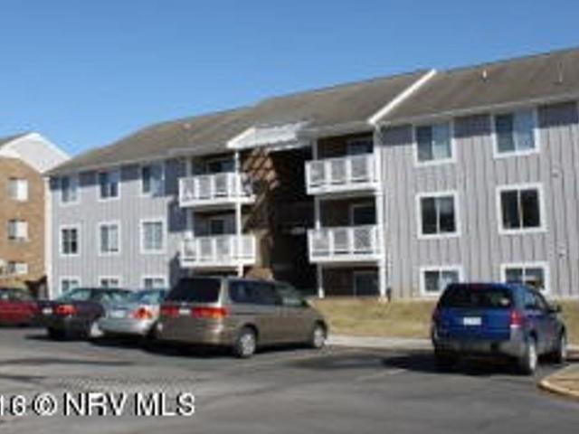 Condo for rent in Virginia