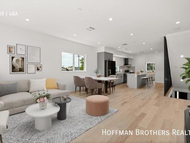 Condo for rent in Canoga Park, California