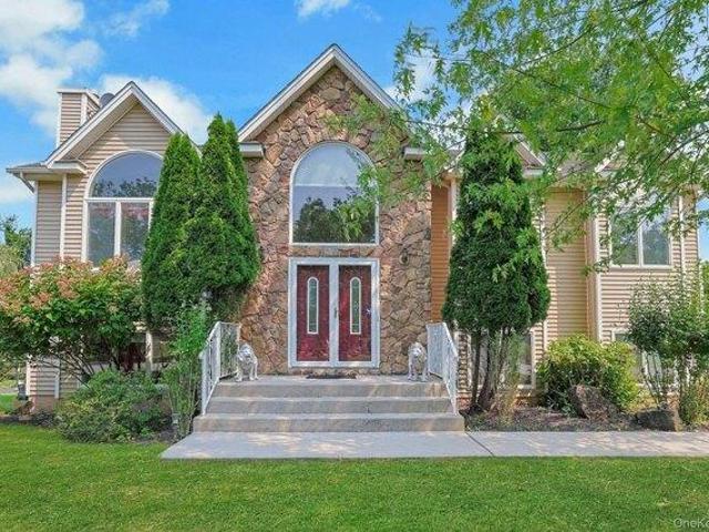 House for sale in Rockland, New York