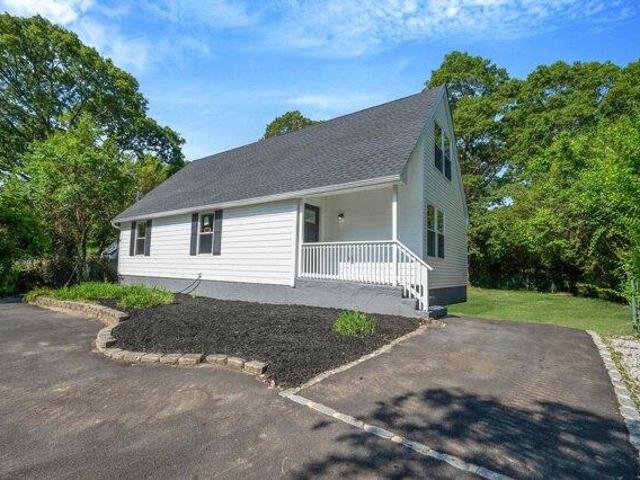 House for sale in Coram