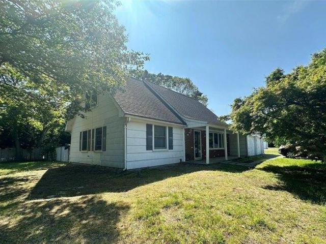 House for sale in Coram