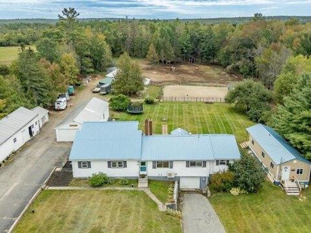 House for sale in South Corinth, Corinth