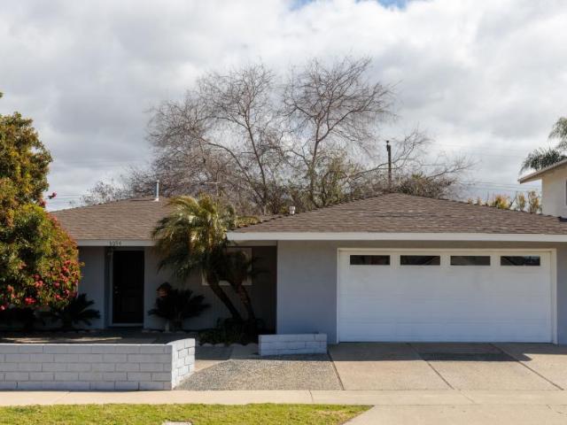 Condo for rent in Costa Mesa, California