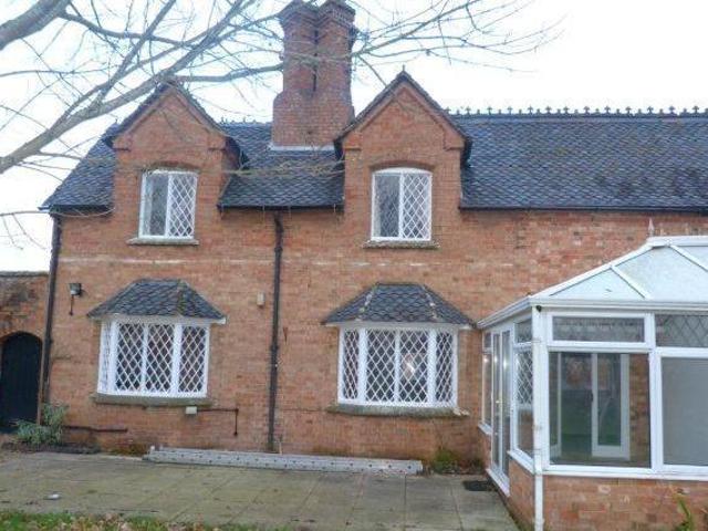 House for rent in Lyons, Greater London