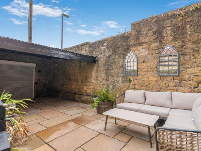 Cottage for rent in Bramham, West Yorkshire