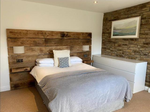 Cottage for rent in Oughtibridge, Isle Of Man