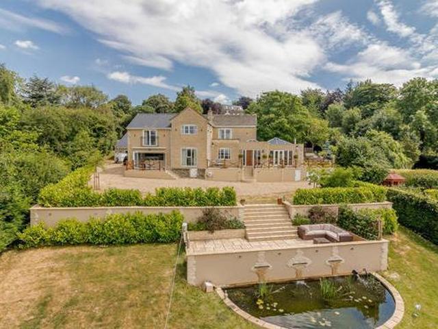 House for sale in Gloucestershire