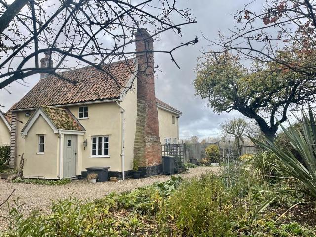 House for sale in Bedingfield, Suffolk