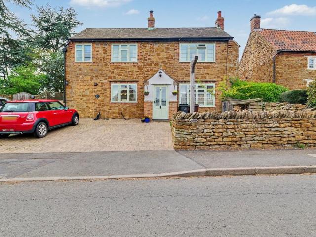 House for sale in Scalford, Melton