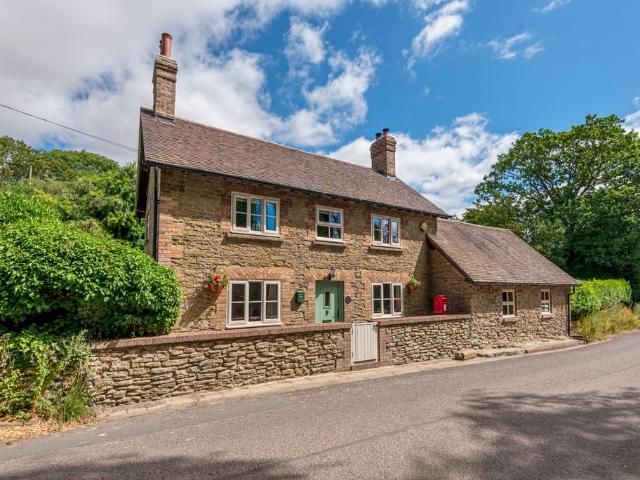 House for sale in Bourton, Acton Round