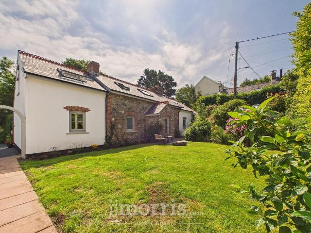 House for sale in Castle Morris, Wales