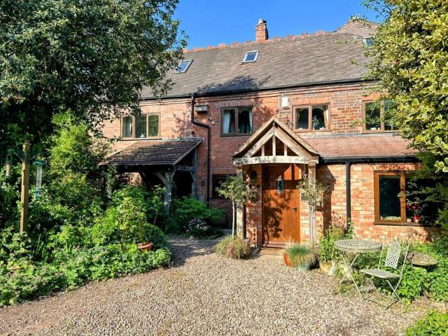 House for sale in Smestow, Great Chatwell