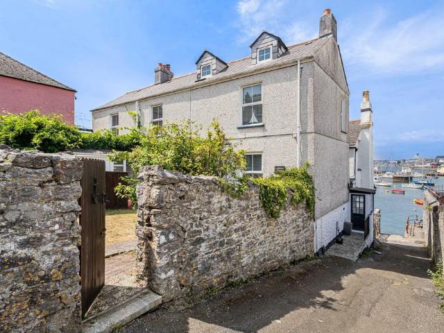 House for sale in Turnchapel, Plymouth
