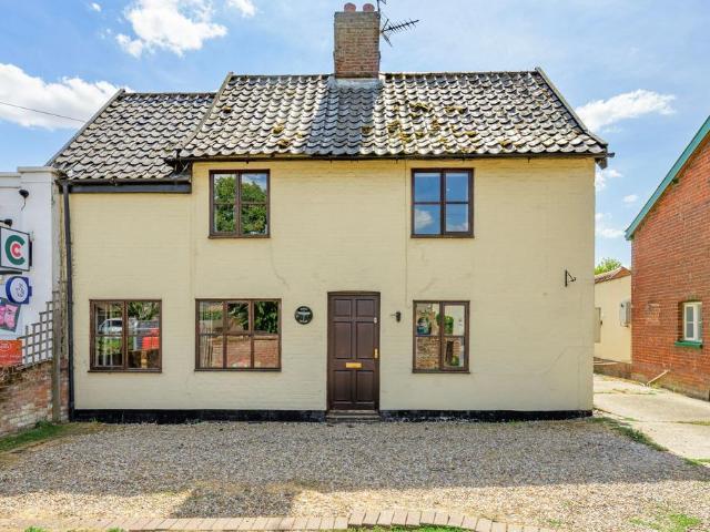 House for sale in Burgh St Peter, Norfolk