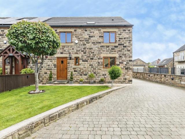 House for sale in Darfield, South Yorkshire