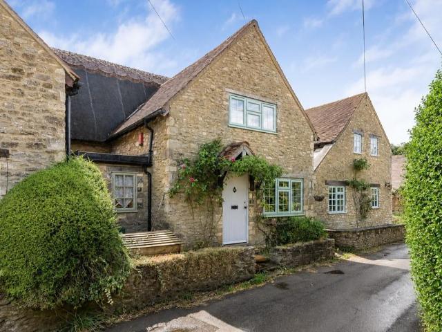House for sale in Berrick Salome, Oxfordshire