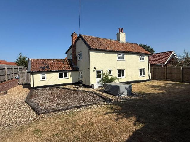 House for sale in Apsey Green, Eastbridge